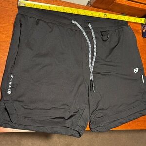 Born Tough, Black Athletic Men Shorts (L) NWT